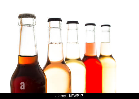 Cola und bunte Limonade in der Flasche Stockfoto