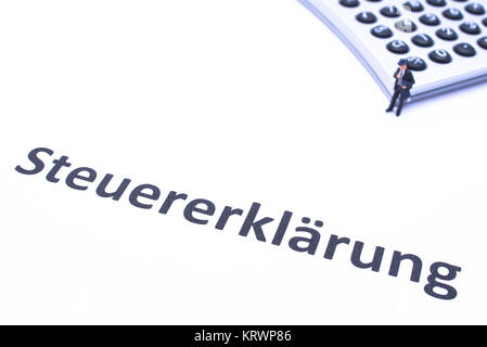Steuererklärung und Steuerfahnder Stockfoto