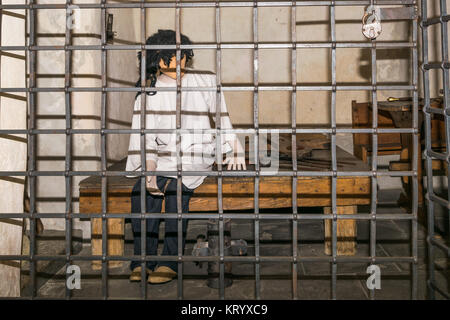 Gefangene in der mittelalterlichen Gefängnis Stockfoto