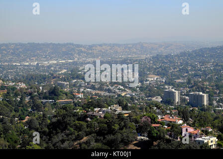 Blick über Los Feliz von Griffith Park in Richtung der Elysian Valle, Highland Park und Pasadena in East Los Angeles Kalifornien USA KATHY DEWITT Stockfoto