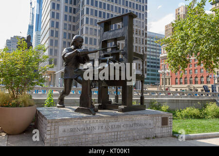 "Benjamin Franklin, Handwerker' Skulptur in Philadelphia, Pennsylvania, USA.
