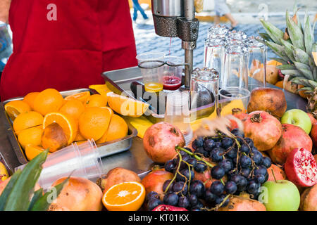 Frisches Obst für die Zubereitung von Saft n Istanbul Stockfoto