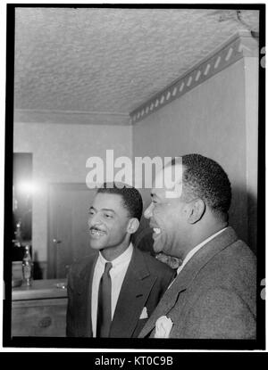 (Porträt von Teddy Wilson und Zutty Singleton, Türkische Botschaft, Washington D.C., 1940) (4843764544) Stockfoto