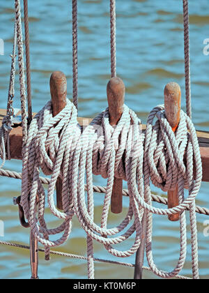 Close-up des Schiffs Seil eine alte hölzerne Segelschiff Stockfoto