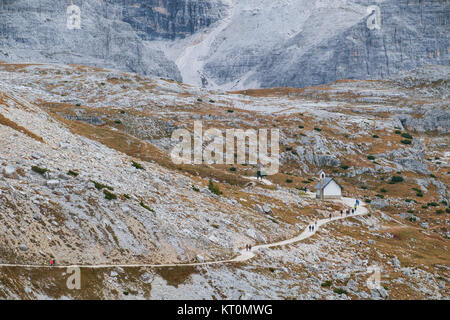 Berg Kapelle in der Nähe der Drei Zinnen in den Dolomiten Stockfoto