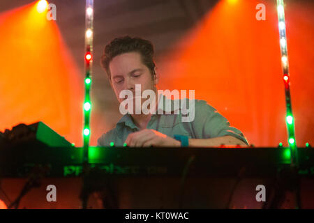 Die international renommierten norwegischen Jazz Band Jaga Jazzist führt ein Live Konzert in Sentrum Scene in Oslo. Hier Multi-instrumentalist Øystein Moen ist live auf der Bühne gesehen. Norwegen, 28/01 2016. Stockfoto