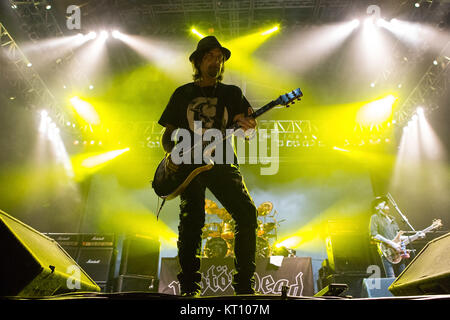 Die englische Hard Rock Band Motörhead führt ein Live Konzert im Osloer Spektrum. Hier Gitarrist Phil Campbell ist live auf der Bühne gesehen. Norwegen 03/12 2015. Stockfoto