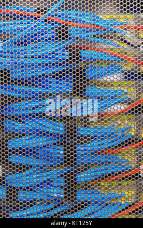 Lan-Kabel in Cambridge Server Rack Stockfoto