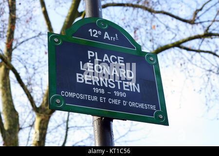 Blick auf den Parc de Bercy, einem öffentlichen Garten in der Nähe von Bercy befindet sich auf dem rechten Ufer in Paris, Frankreich. Stockfoto