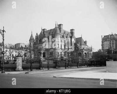 Das Charles M. Schwab House, eine historische Residenz in den Vereinigten Staaten, war die Heimat des Industriellen und Philanthropen Charles M. Schwab, bekannt für seine Arbeit in der Stahlindustrie und seine Beiträge zur amerikanischen Wirtschaft und Industrie. Stockfoto