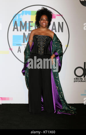 Drücken Sie die Zimmer im American Music Awards 2017, die in den Microsoft Theater in Los Angeles, Kalifornien statt. Mit: Rhonda Ross Kendrick Wo: Los Angeles, Kalifornien, Vereinigte Staaten, wenn: 19 November 2017 Credit: Nicky Nelson/WENN.com Stockfoto