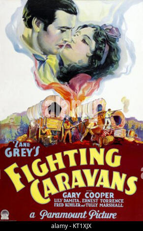 Das Plakat für die Kampfkarawane aus dem Jahr 1931 ist ein Vintage-Werbestück für den amerikanischen Western-Film, das die Themen Abenteuer und Grenzleben beleuchtet. Stockfoto