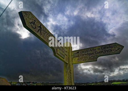 Die ceredigion Coastal Path anmelden Aberporth Stockfoto