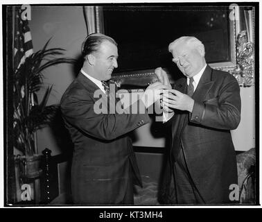 Happy Chandler und John Garner Stockfoto