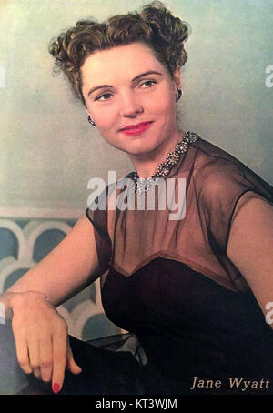 Jane Wyatt, eine US-amerikanische Schauspielerin, ist vor allem für ihre Rollen in klassischen Filmen und Fernsehserien bekannt. 1948 war sie bereits eine etablierte Persönlichkeit in Hollywood. Stockfoto