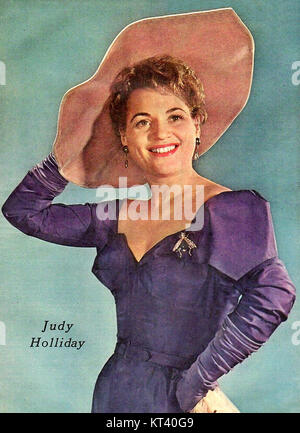 Judy Holliday war eine US-amerikanische Schauspielerin, die in den 1950er Jahren für ihre komödiantischen Rollen bekannt war Dieses Bild aus dem Jahr 1954 zeigt ihre ikonische Präsenz auf dem Bildschirm und ihre Beiträge zur Filmkomödie während dieser Ära. Stockfoto