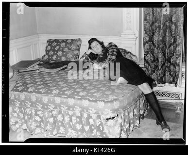 (Porträt von Adele Girard, Türkische Botschaft, Washington, D.C., und zwischen 1938 und 1948) (4977085246) Stockfoto