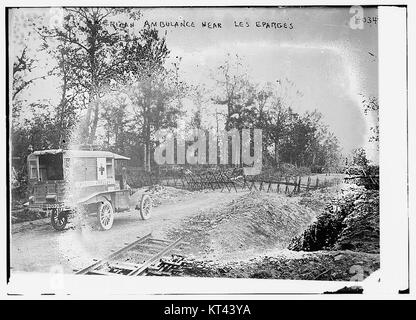 Amerikanische Krankenwagen in der Nähe von Les Eparges (15428622385) Stockfoto