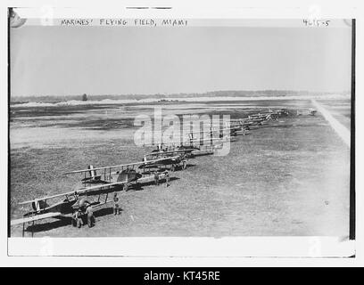 Marines "fliegende Feld, Miami (26829327913) Stockfoto