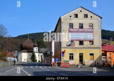 Das Dorf Železná Ruda (Markt Eisenstein), der Tschechischen Republik, an der Grenze zu Bayern Stockfoto