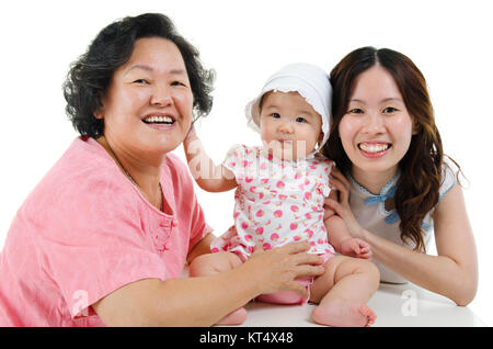 Asiatische Familie mit mehreren Generationen Stockfoto