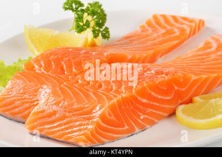 roher Lachs Filets Stockfoto