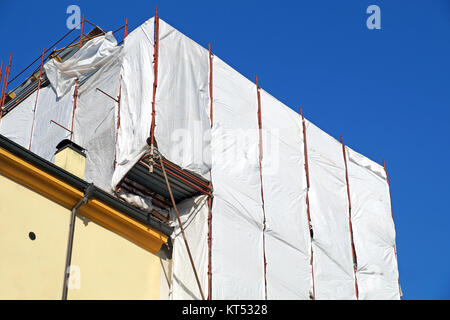 Umfangreiche Gerüst bietet Plattformen für unfertige Erzeugnisse Stockfoto