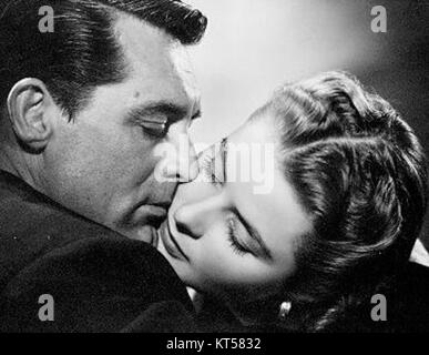 *Notorious* (1946) ist ein klassischer Thriller mit Cary Grant und Ingrid Bergman. Der Film dreht sich um Spionage und eine Liebesgeschichte vor dem Hintergrund der Intrigen nach dem Zweiten Weltkrieg. Stockfoto
