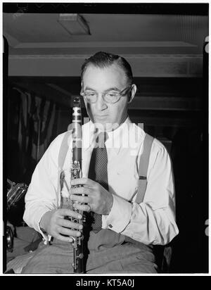 (Porträt von Benny Goodman, 400 Restaurant, New York, N.Y., Ca. Juli 1946) (4843744408) Stockfoto