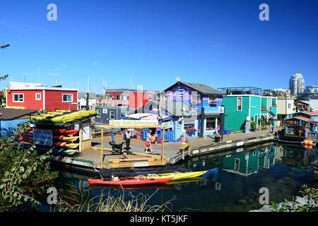 Farbenfrohe Gebäude am Fisherman's Wharf in Victoria, BC, Kanada. Stockfoto