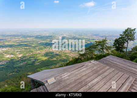 Paragliding-Plattform-Blick von oben. Paragliding, Extremsport Stockfoto