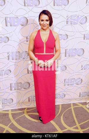 BEVERLY HILLS, Ca - 08. Januar: Schauspielerin Alyssa Milano nattends HBO Offizielle Golden Globe Awards nach Partei auf ca. 55 Restaurant Im Beverly Hilton Hotel am 8. Januar 2017 in Beverly Hills, Kalifornien. Foto von Barry King/Alamy Stock Foto Stockfoto