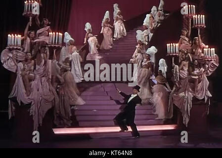 Der Trailer für den Film an American in Paris aus dem Jahr 1951, in dem Szenen aus dem legendären Musikfilm über einen amerikanischen Künstler in Paris mit Gene Kelly und Leslie Caron in den Hauptrollen gezeigt werden. Stockfoto