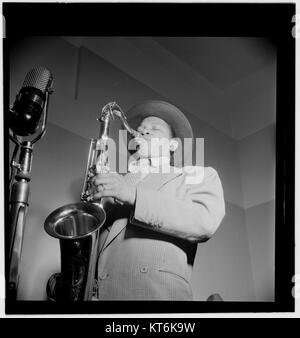 (Porträt von Illinois Jacquet, New York, N.Y., Ca. Mai 1947) (5354169777) Stockfoto