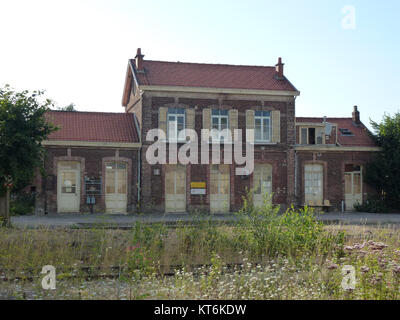 Arques (Pas-de-Calais, Fr) ancienne Gare cotC 3A 9 Schienen Stockfoto