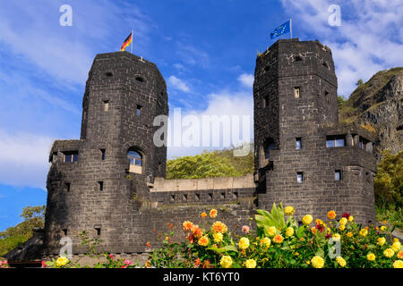 Ludendorff-brücke Osten Türmen bleibt in Erpel, Remagen, Deutschland. Am 7. März 1945, die amerikanischen Truppen über den Rhein und die Brücke gefangen. Stockfoto