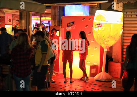 Aperol Spritz Party, MuroVenezia Rialto Stockfoto