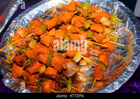 Paneer roll am Spieß. Pune, Maharashtra Stockfoto