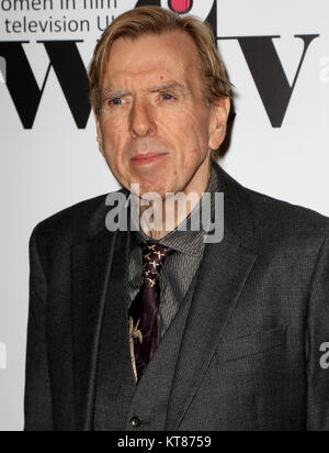 Dec 1, 2017 - Timothy-splitter Teilnahme an Frauen in Film und Fernsehen Auszeichnungen 2017 im Park Lane Hilton Hotel in London, England, Großbritannien Stockfoto