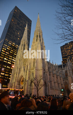 USA, Bundesstaat New York, New York City, Manhattan St. Patrick's Cathedral, der Fifth Avenue Stockfoto