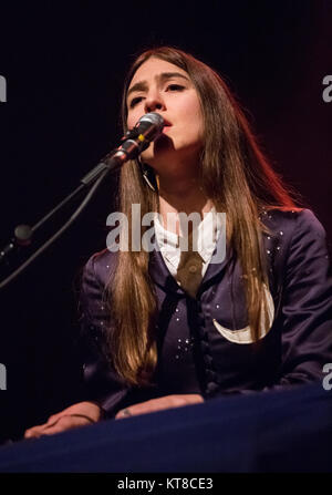 Aufführungen im Coliseu dos Recreios in Lissabon, Portugal Mit: Weyes Blut, Natalie Mering Wo: Lissabon, Lisboa, Portugal Wann: 20 Aug 2017 Quelle: Rui M Leal/WENN.com Stockfoto