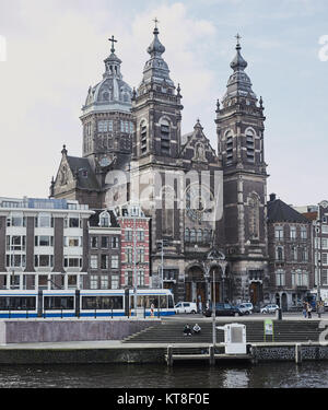 Neo Barock und Neo Renaissance Basilika des Heiligen Nikolaus (1887) von Adrianus Bleijs, Amsterdam, Holland Stockfoto