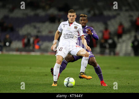 Toulouse (Frankreich), 29.November 2017 französische Fußballsport Meisterschaft Ligue 1 Saison 2017-2018 Toulouse FC gegen OGC Nizza REMI WALTER Credit: Sebastien Lapeyrere/Alamy Leben Nachrichten. Stockfoto