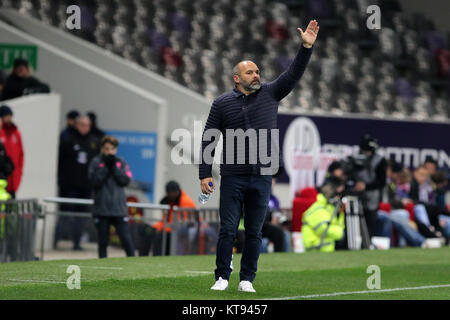 Toulouse (Frankreich), 29.November 2017 französische Fußballsport Meisterschaft Ligue 1 Saison 2017-2018 Toulouse FC gegen OGC Nizza Pascal DUPRAZ Trainer von Toulouse Credit: Sebastien Lapeyrere/Alamy Leben Nachrichten. Stockfoto