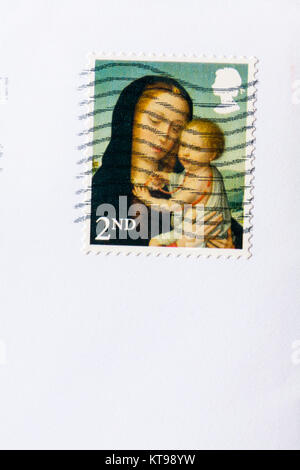 Weihnachtsmarke 2. Klasse mit Madonna und Kind auf Umschlag - Briefmarke 2. Klasse Stockfoto