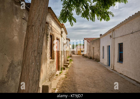 Domigheddas (kleine Häuser) in ein verlassenes Dorf von San Salvatore, Sinis Halbinsel, die Gemeinde von Sorso, Provinz Oristano, Sardinien, Italien Stockfoto