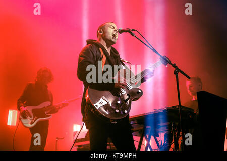 Die dänische Sängerin, Songwriter und Musiker Alex Vargas führt ein Live Konzert bei VEGA in Kopenhagen. Dänemark, 11.05.2017. Stockfoto