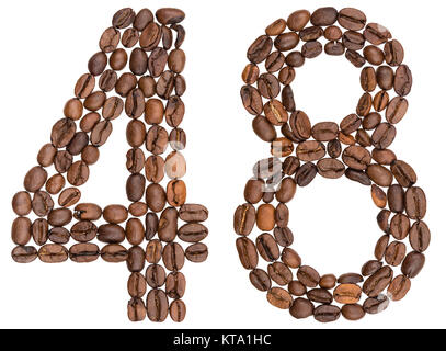 Arabische Zahlen 48, 48, vom Kaffee Bohnen, auf weißem Hintergrund Stockfoto