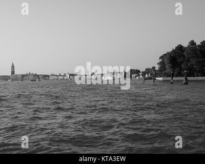 Blick auf Venedig in Schwarz und Weiß Stockfoto