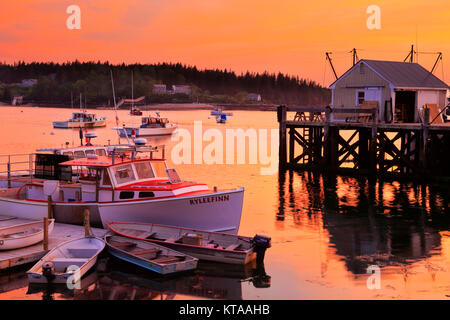 Sonnenuntergang, Hafen, Port Clyde, Maine, USA Stockfoto